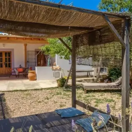 Casa Ibicenca En Cala D´hort Сasa de vacaciones San José